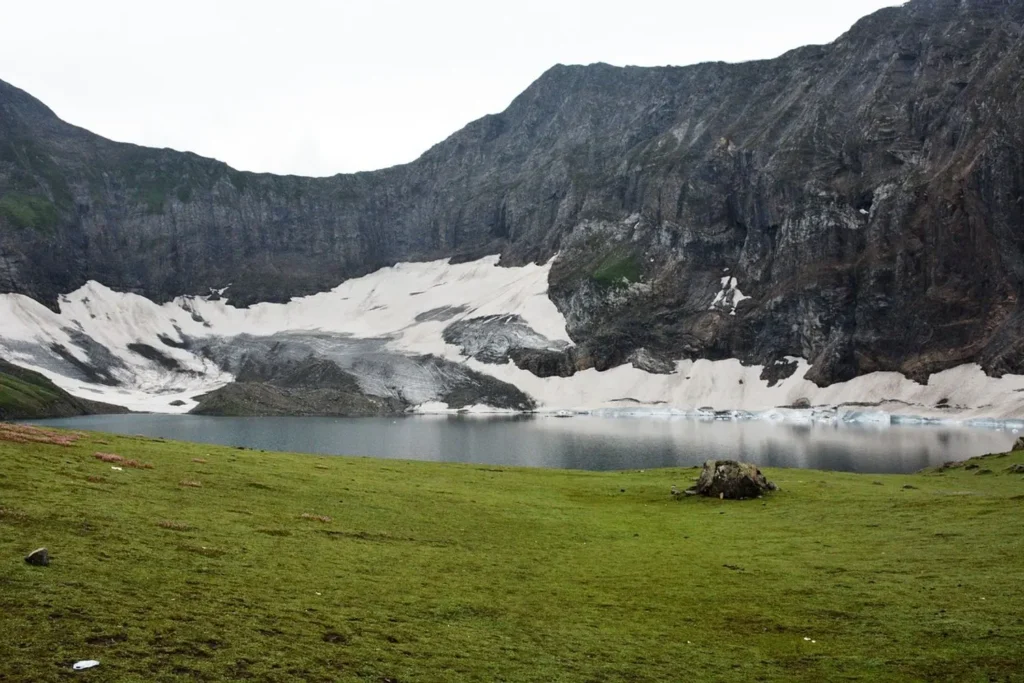 Tourism in Pakistan: Exploring the Untouched Beauty of the Land of Peaks